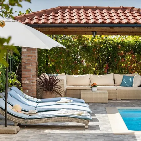 Juric Apartments-rab * Palit