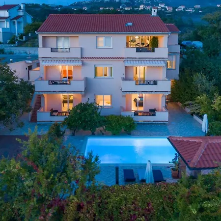 Juric Apartments-rab * Palit