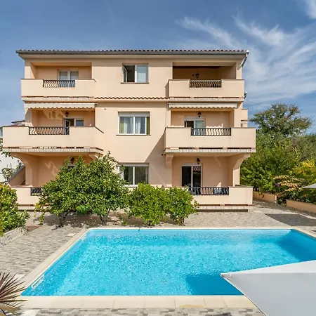 Juric Apartments-rab *