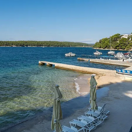 Juric Apartments-rab Palit