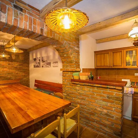 Juric Apartments-rab * Palit