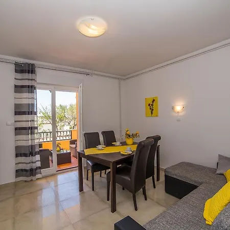 דירה Juric Apartments-rab