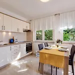 Appartement Juric Apartments-rab