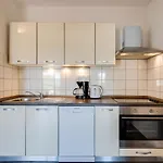 Juric Apartments-rab Apartment