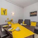 Juric Apartments-rab Palit