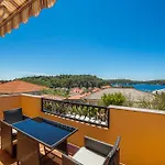 Juric Apartments-rab Appartement Palit