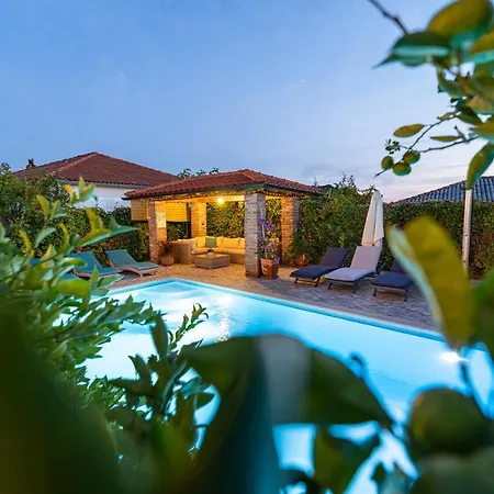 Apartment Juric Apartments-rab
