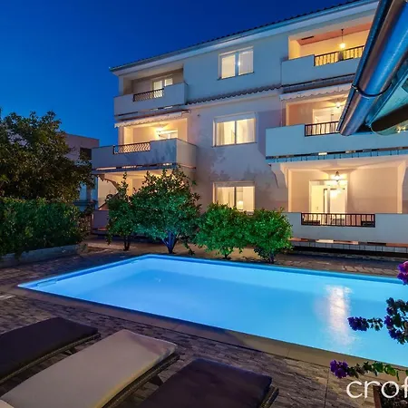 Juric Apartments-rab Apartment Palit