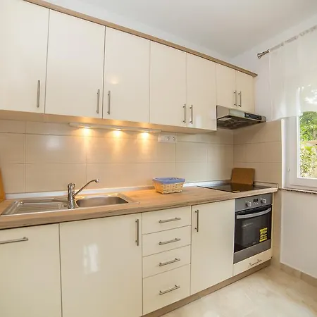 Apartment Juric Apartments-rab *