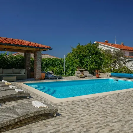 Juric Apartments-rab Palit