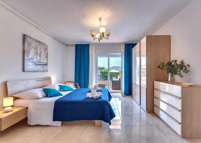 Juric Apartments-rab Апартаменты Palit