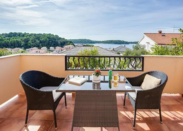 Juric Apartments-rab Апартаменты