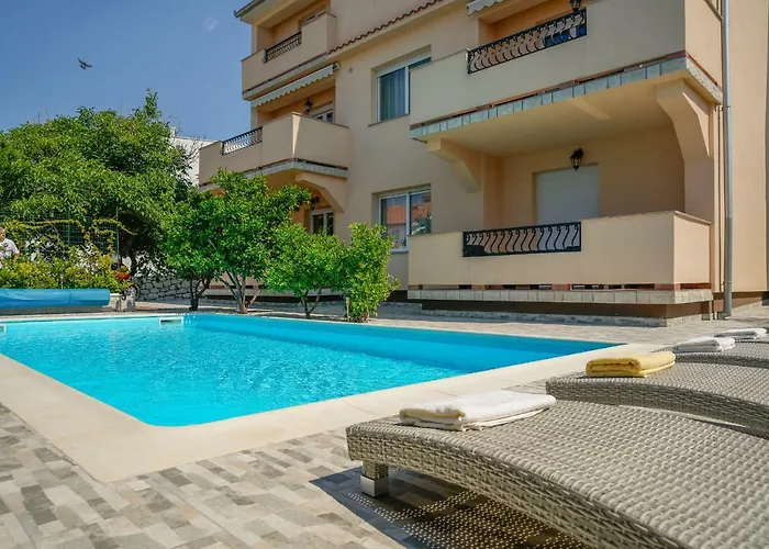 Juric Apartments-rab Lejlighed Palit